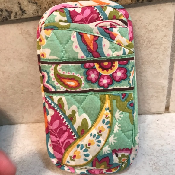 Vera Bradley Green Patterned Wallet & Glasses Case - Picture 3 of 11